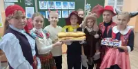 Народные традиции "Адчыняйце варата! Iдзе Каляда!"